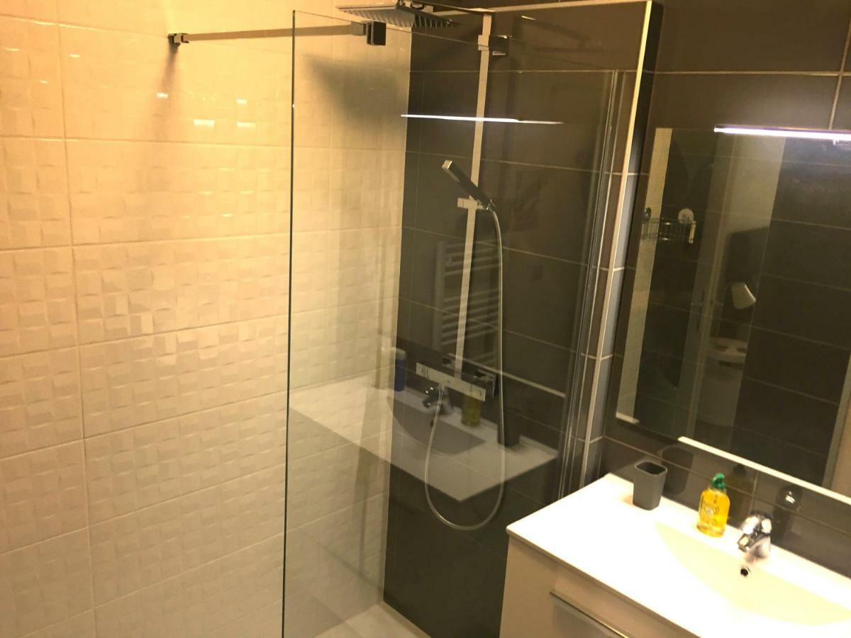The One Suite Annecy Esterno foto