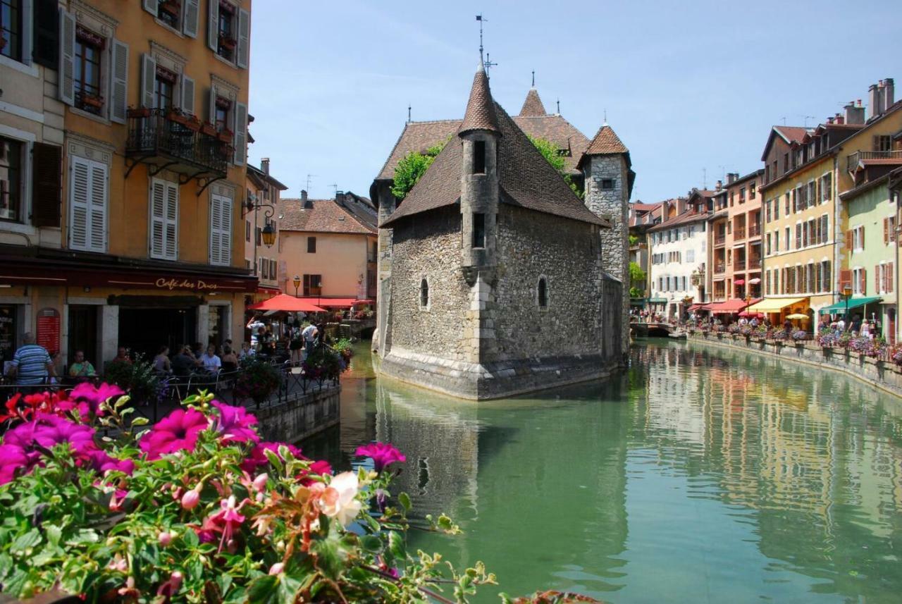 The One Suite Annecy Esterno foto